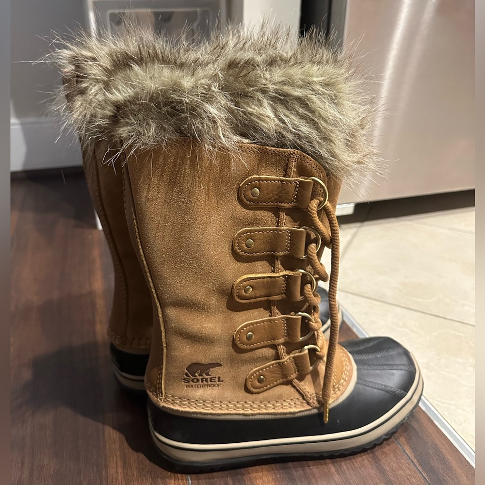 BRAND NEW W TAG Sorel Women's Joan Of Arctic Waterproof Boot size 7